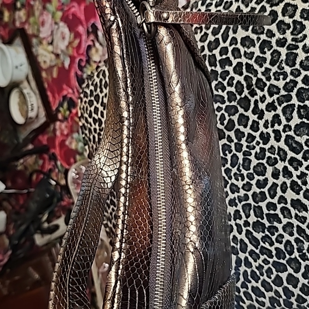Donald Pliner copper colored leather bag - Picture 9 of 13